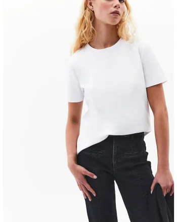 Tricou uni cu decolteu la baza gatului, Alb