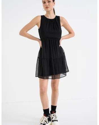 Rochie scurta cu strat exterior din plasa cu decupaj pe partea din spate, Negru