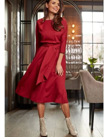 Rochie De Dama,  Model Midi Asimetric Cu Talie Marcata, Bordo, 96% Poliester 4% Elastan, Rochii Elegante De Zi, Croiala Fluida Cu Slit, Tinuta Luxoasa Casual Si De Seara, Super Confortabila, Fabricata In Polonia, Design Fashion, Rosu