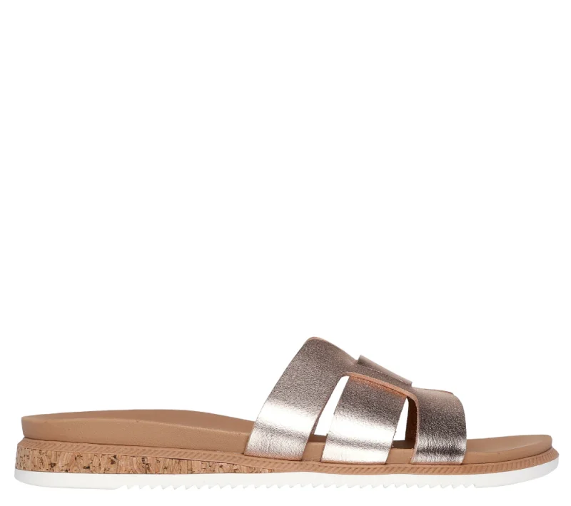 Skechers Bobs Desert Kiss Low Peak Look