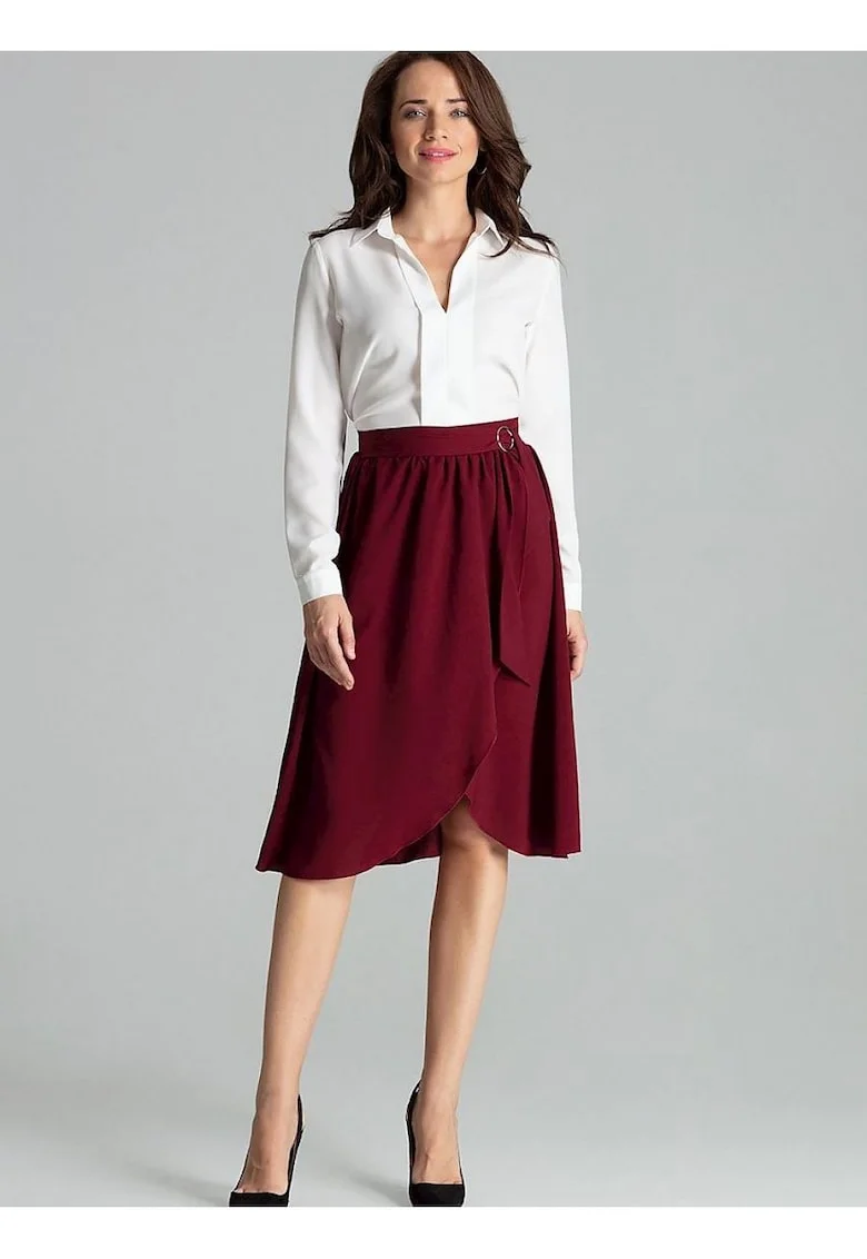 Fusta midi  neagra, talie plisata, fermoar lateral ascuns, curea cu catarama aurie, poliester, Rosu