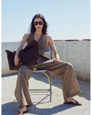 Pantaloni din amestec de lyocell cu croiala ampla si dungi, Maro pamantiu