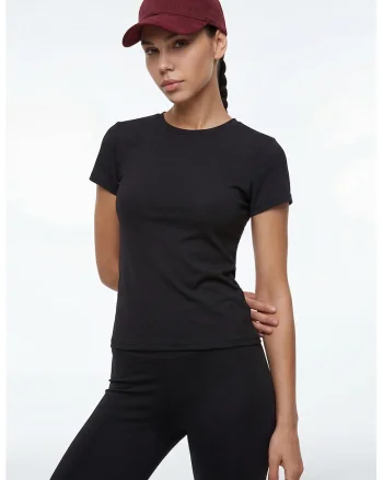 Tricou uni cu decolteu la baza gatului, Negru