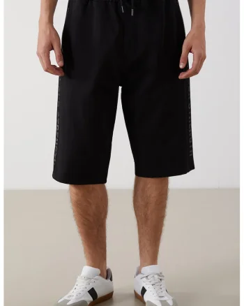 Pantaloni scurti de trening cu imprimeu text lateral, Negru