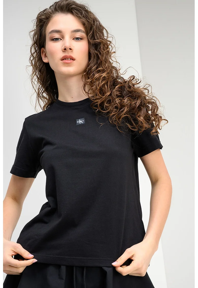 Tricou din bumbac cu aplicatie logo discreta, Negru