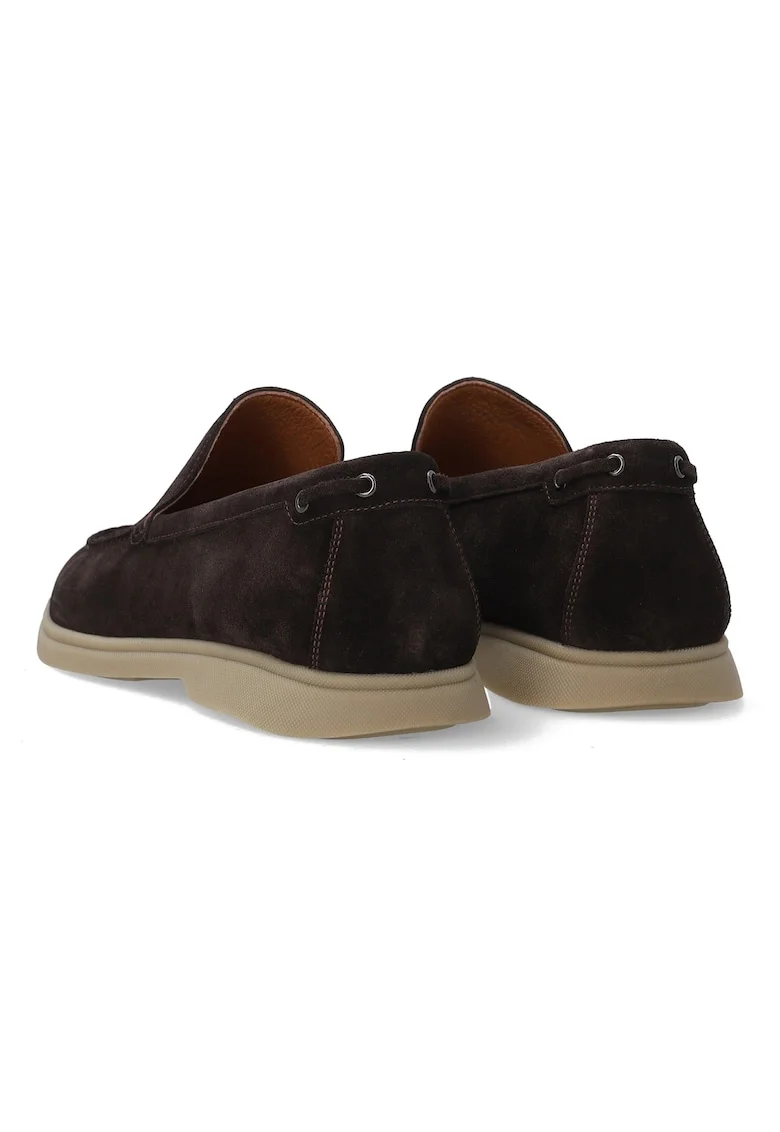 Pantofi loafer din piele intoarsa cu detalii metalice la spate