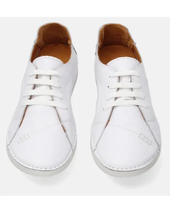 Pantofi sport uni din piele naturala .