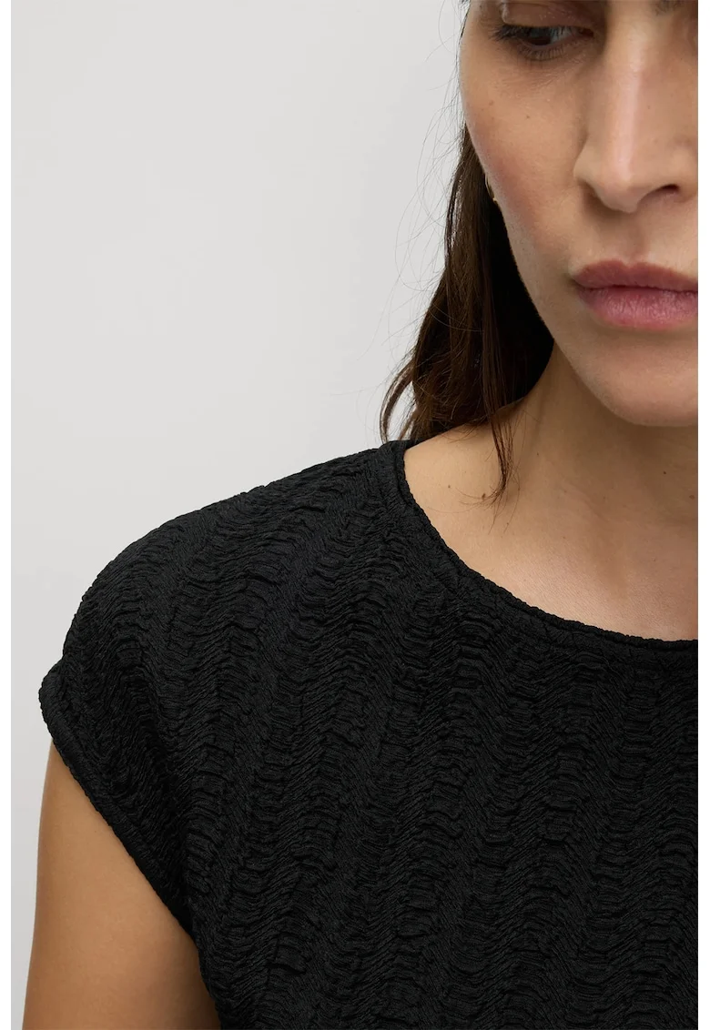 Tricou texturat cu decolteu la baza gatului, Negru