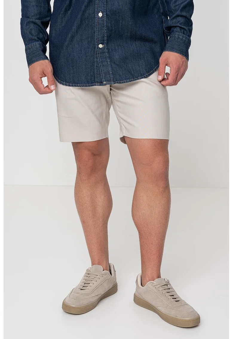 Pantaloni chino scurti din amestec de lyocell si in, Gri deschis