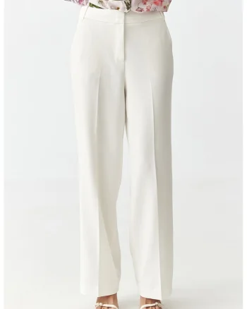 Pantaloni drepti, Alb