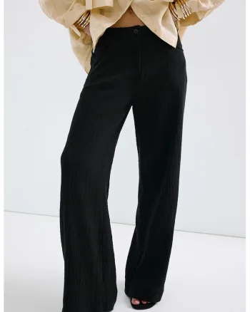 Pantaloni drepti cu talie joasa, Negru