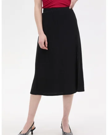 Fusta evazata cu slit lateral, Negru