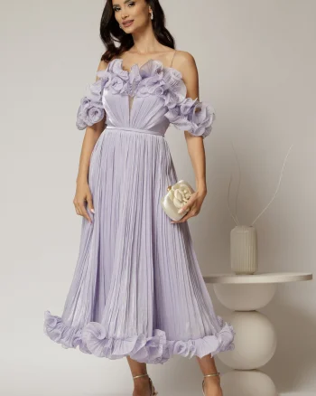 Rochie midi lila in clos din voal satinat cu volanase la bust si la baza