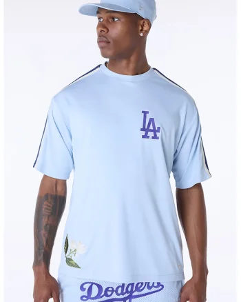 Tricou cu detaliu floral brodat, Albastru pastel/Bleumarin