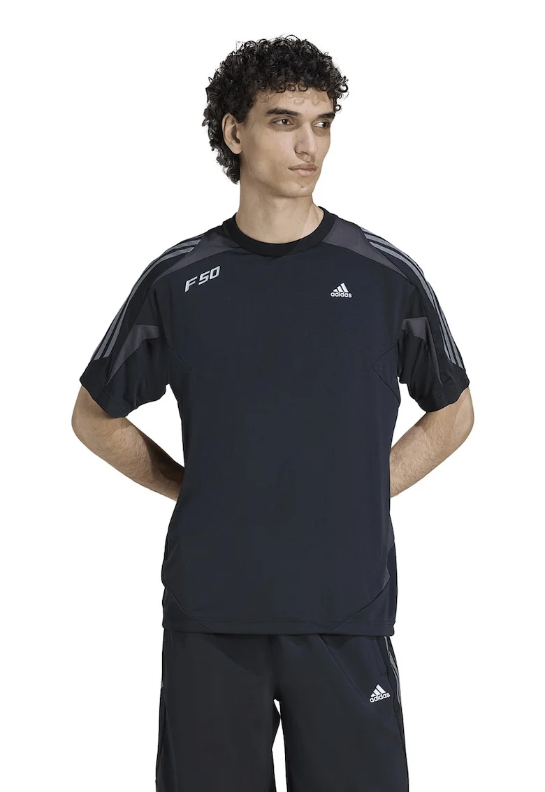 Tricou cu decolteu la baza gatului si model pe spate F50, Negru/Gri inchis