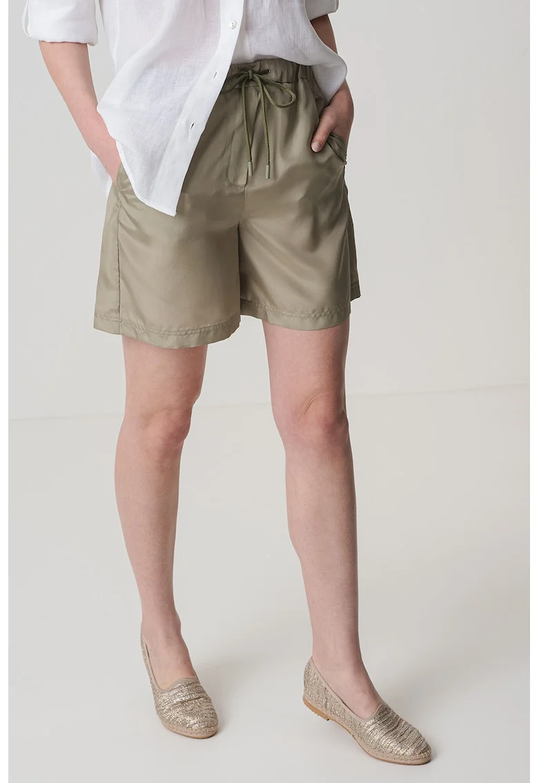 Pantaloni scurti din matase cu talie inalta si snur, Verde deschis