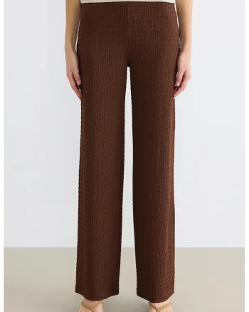 Pantaloni texturati cu croiala ampla, Maro inchis