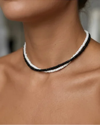 Set doua coliere cu margele Alb si Negru, reglabile