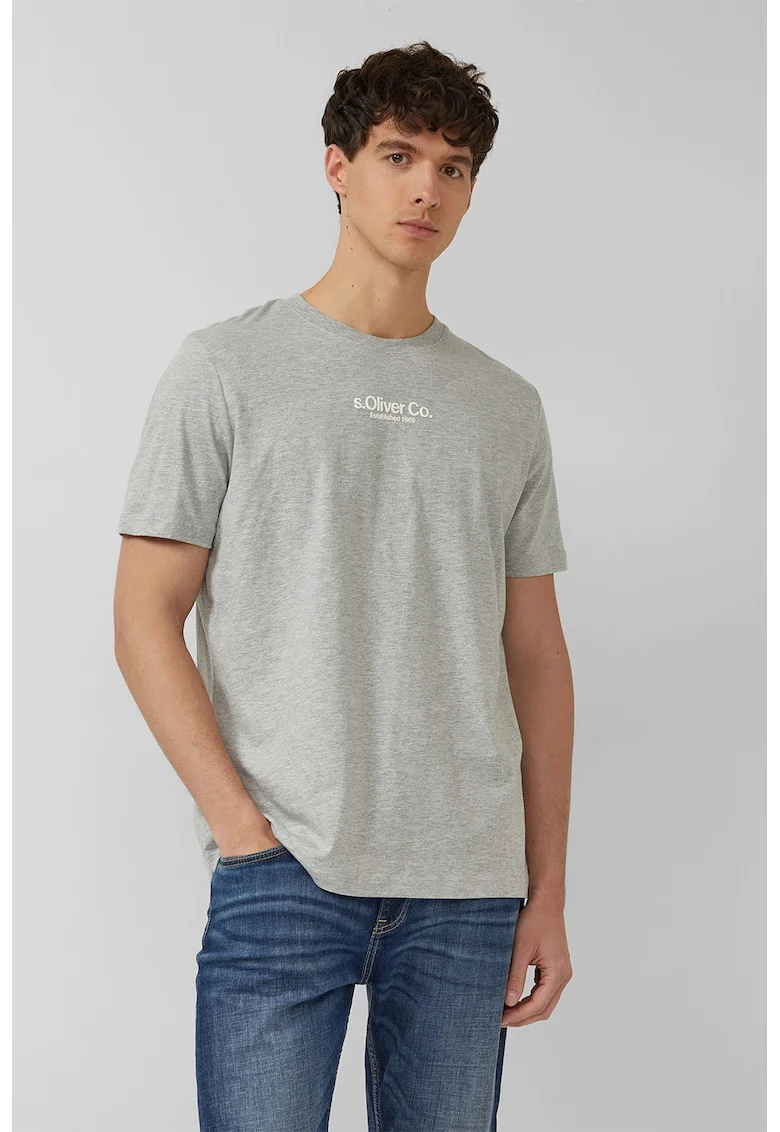 Tricou cu decolteu la baza gatului si logo