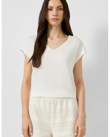 Tricou cu decolteu in V , decupaje si insertii brodate