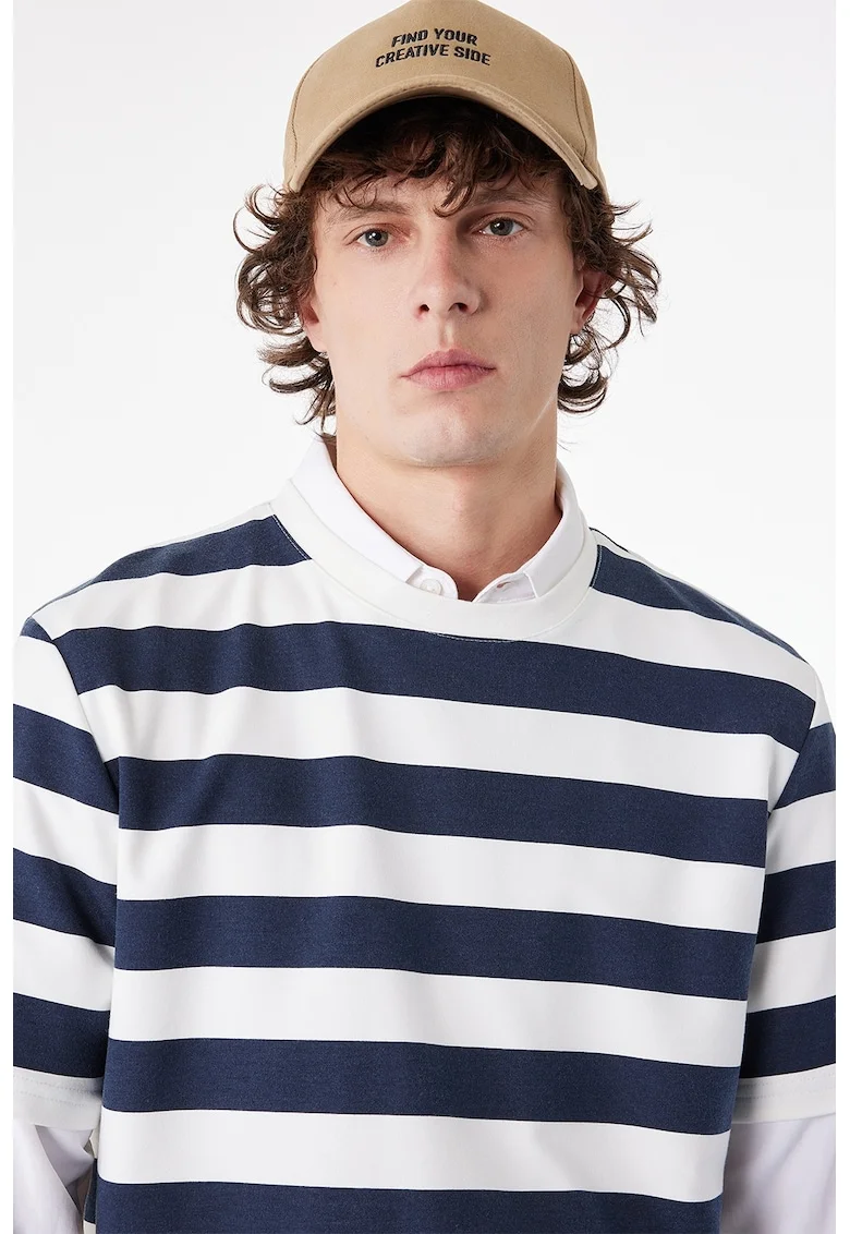 Tricou cu decolteu la baza gatului si dungi, Alb/Bleumarin