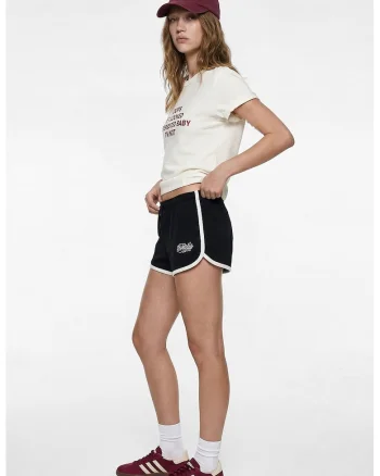 Pantaloni scurti de trening cu text brodat, Negru