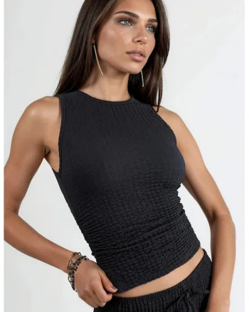 Top dama,  Guler rotund, Negru