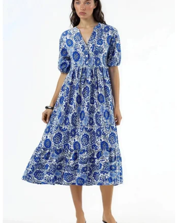 Rochie midi  model floral, albastru, maneci trei sferturi, croiala lejera