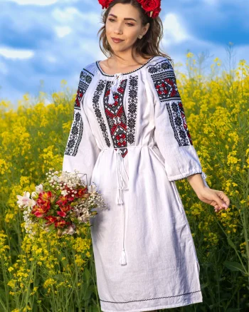 Rochie traditionala alba din bumbac Smarandita cu simbolul stelei