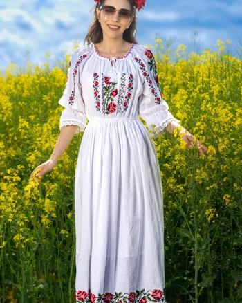 Rochie traditionala din bumbac Monalisa cu trandafiri brodati