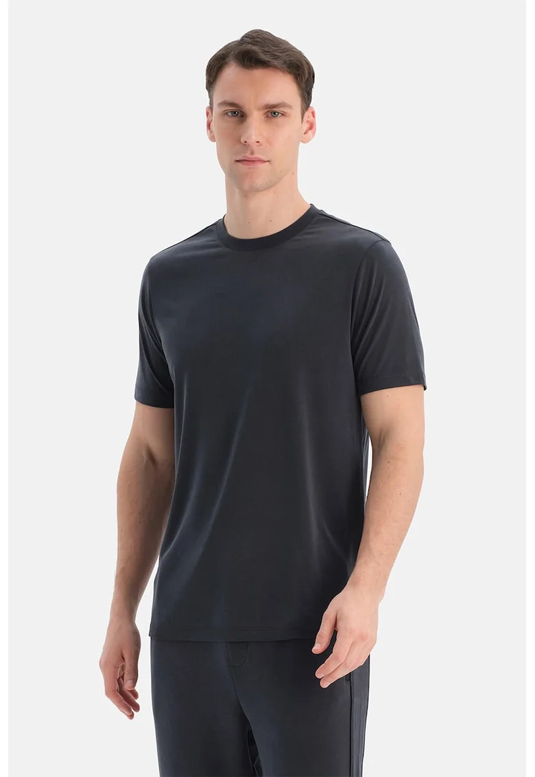 Tricou din amestec de modal cu decolteu la baza gatului, Negru