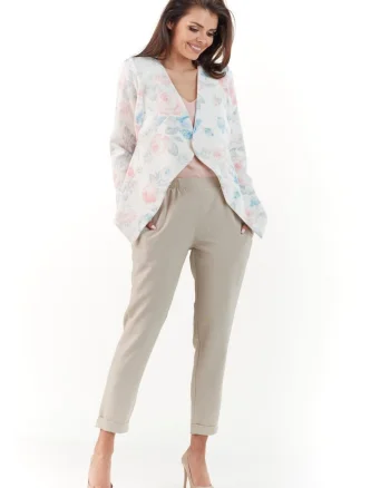 Sacou Elegant De Dama,  Flori Pastelate, Design Asimetric Cu Imprimeu, Material Premium Cu Elastan, Croiala Moderna Care Pune In Valoare Silueta, Tinuta Versatila Perfecta Pentru Evenimente Si Birou, Stil Casual-Elegant, De Lux, Alb crem