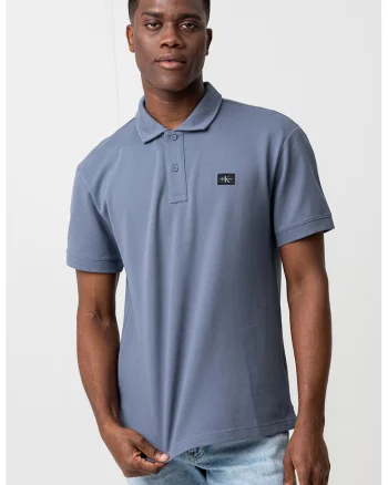 Tricou polo cu logo discret