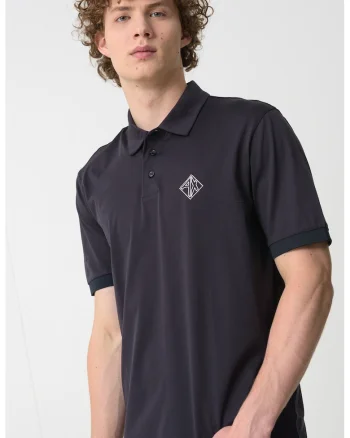 Tricou polo cu logo discret pe piept, Negru stins