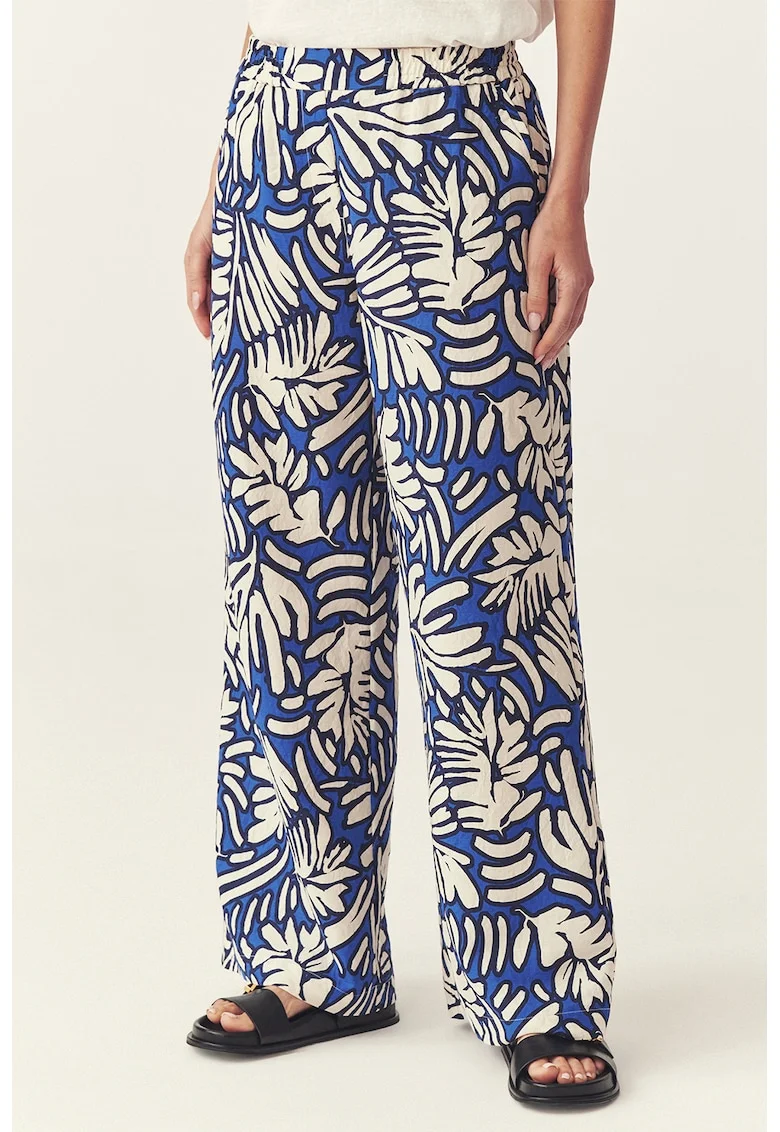 Pantaloni cu croiala ampla si model floral Namaliko, Alb/Albastru royal