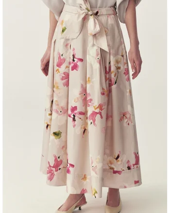 Fusta cu model floral si buzunare laterale, Piersica