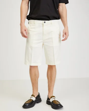 Pantaloni scurti chino din amestec de bumbac.