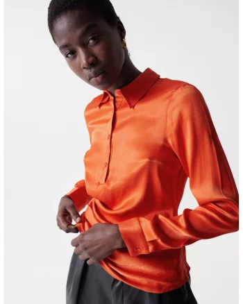Bluza polo din satin,