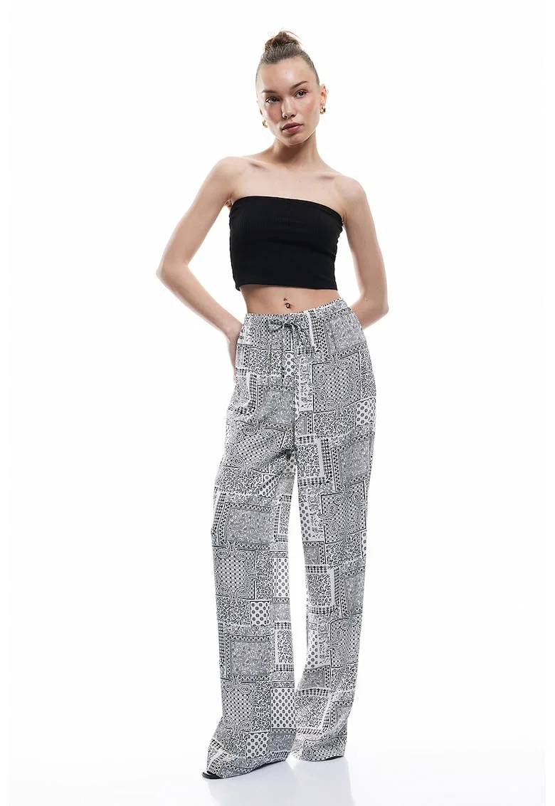 Pantaloni cu croiala ampla si model paisley, Alb fildes/Negru