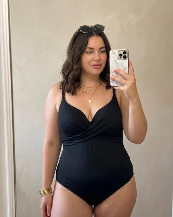 Costum baie intreg dama, efect modelator, marime mare, cupe voluminoase Negru w144