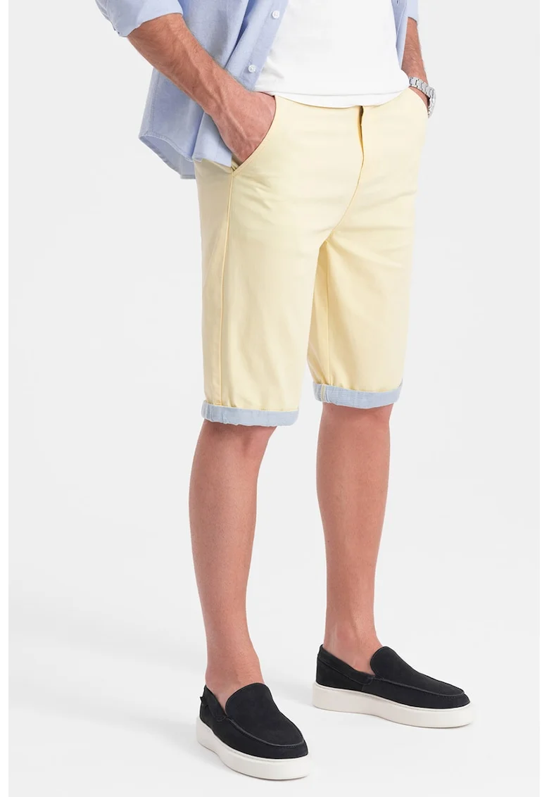 Pantaloni chino scurti cu terminatie contrastanta, Galben pal