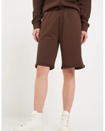 Pantaloni scurti cu snururi, Maro