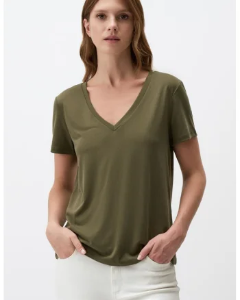 Tricou din amestec de modal cu decolteu in V