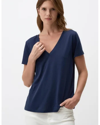 Tricou din amestec de modal cu decolteu in V