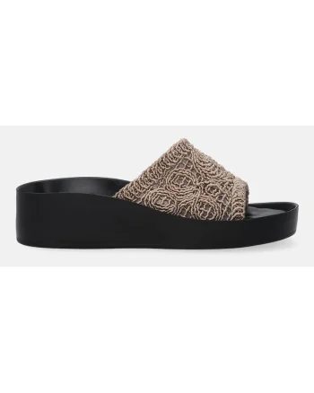 Papuci cu talpa wedge si detaliu crosetat