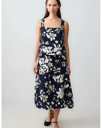 Fusta midi din amestec de in cu croiala in A si imprimeu floral, Alb fildes/Negru