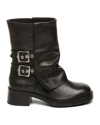 Ghete de piele cu catarame, Negru
