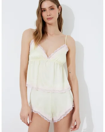 Top de pijama cu aspect satinat si captuseala din dantela, Galben