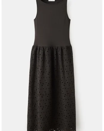 Rochie cu fusta brodata, fara maneci, Maro inchis