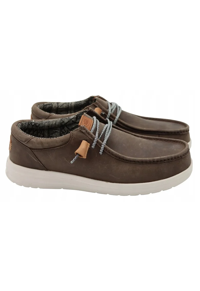 Pantofi Sport Barbati, Heydude, Wally Grip Craft Leather 40175-030, Maro, Piele Naturala Durabila/Stilata, Sistem Easy-On, Talpa Grip Antiderapanta/Stabilitate, Tehnologia Flex & Fold Miscare Naturala, Maro